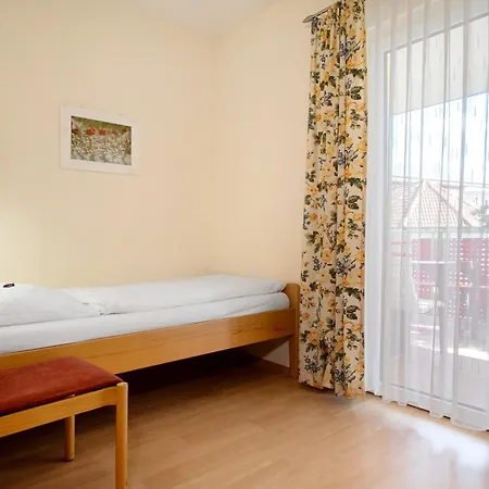 Urlaubshof Scherer * デッゲンハウザータール